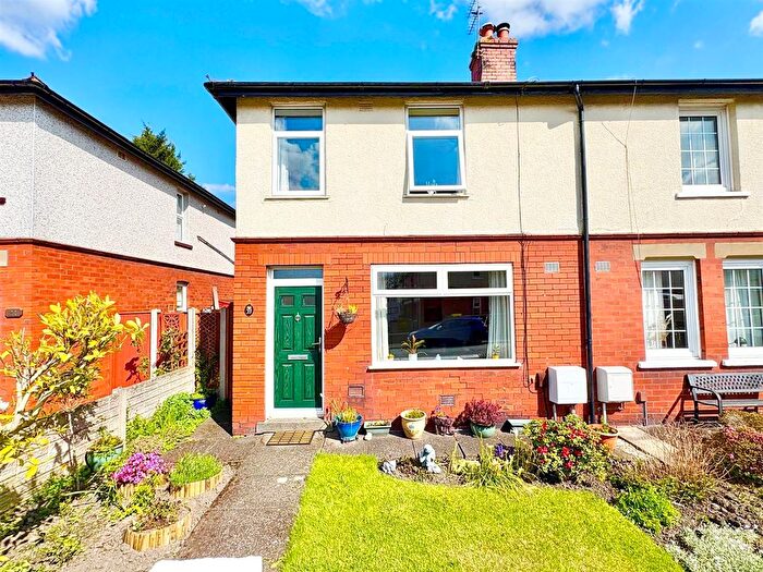 3 Bedroom End Terrace House For Sale In Bonnywell Road, Leigh, WN7