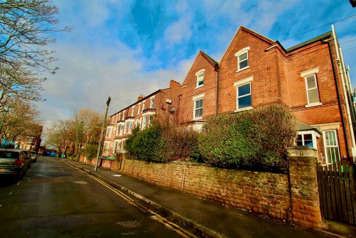2 Bedroom Apartment To Rent In Larkdale Street, Arboretum, NG7