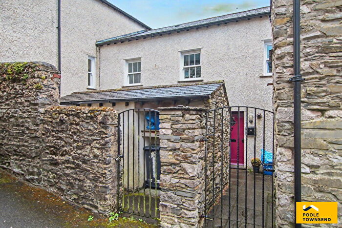 2 Bedroom Mews For Sale In Bugle Horn Hill, Ulverston, LA12