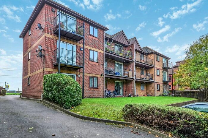 1 Bedroom Flat To Rent In Paynes Road, Southampton, SO15