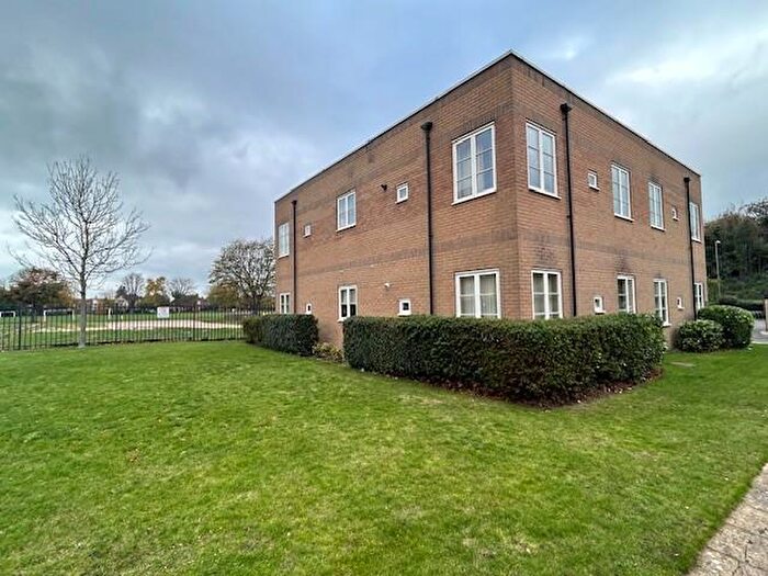 2 Bedroom Flat For Sale In Pavilion Way, Gosport, PO12