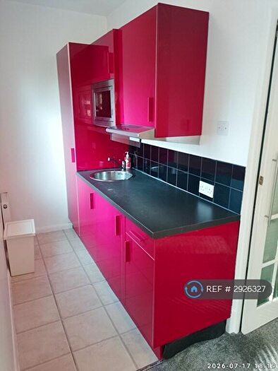 Studio To Rent In Headstone Lane, London, HA2