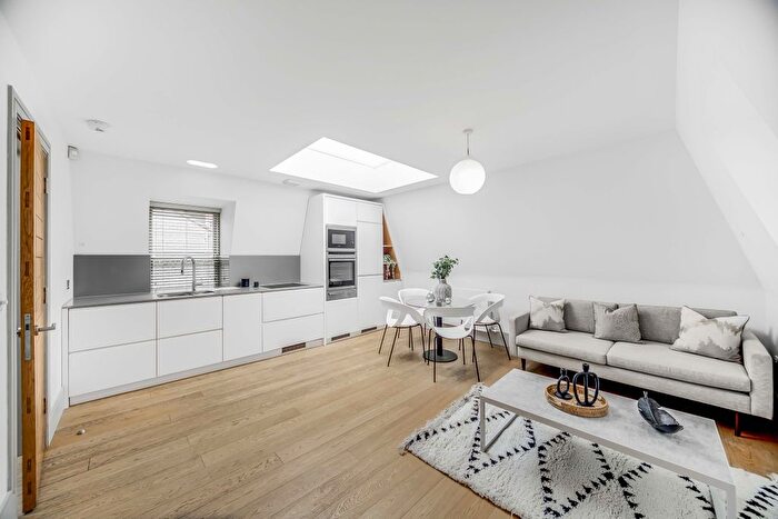 1 Bedroom Flat To Rent In Moxon Street, London, W1U