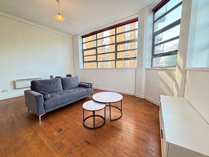 2 Bedroom Flat To Rent In Tobacco Factory Phase, M4