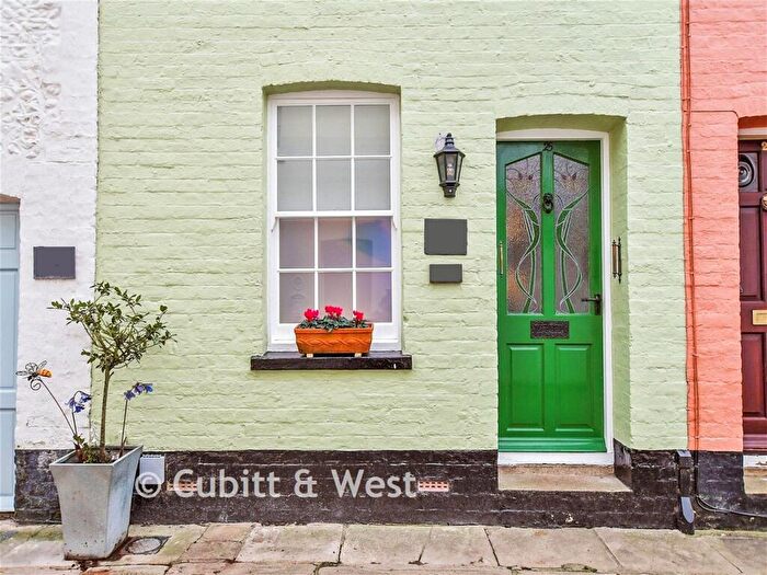 2 Bedroom Terraced House For Sale In River Road, Arundel, West Sussex, BN18