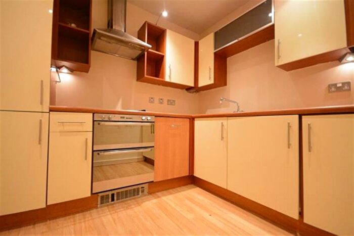 2 Bedroom Flat To Rent In Lexington Place, Plumptre Street, Lace Market, NG1