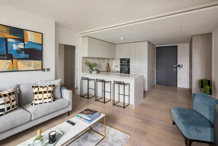 1 Bedroom Apartment To Rent In Water Street, London, E14