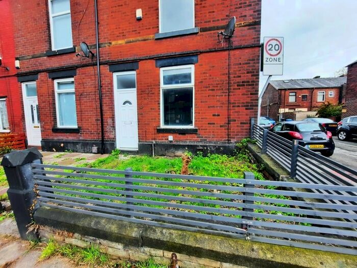 3 Bedroom End Of Terrace House To Rent In Ainsworth Road, Radcliffe, Manchester, M26
