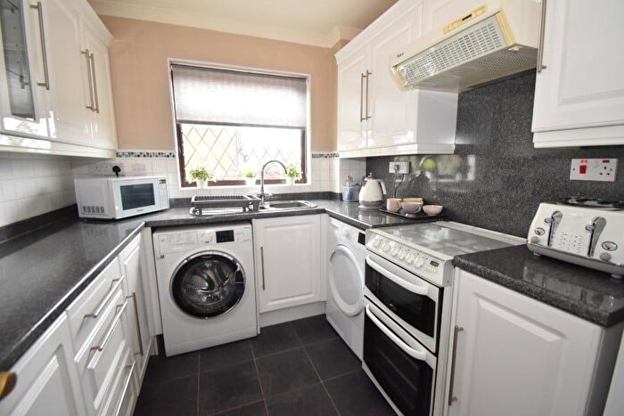 3 Bedroom Terraced House For Sale In Whitebeam Close, Pinwood Meadow, Exeter, EX4