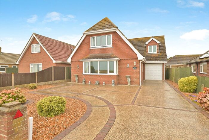 3 Bedroom Detached House For Sale In Coast Drive, Lydd On Sea, Romney Marsh, Kent, TN29