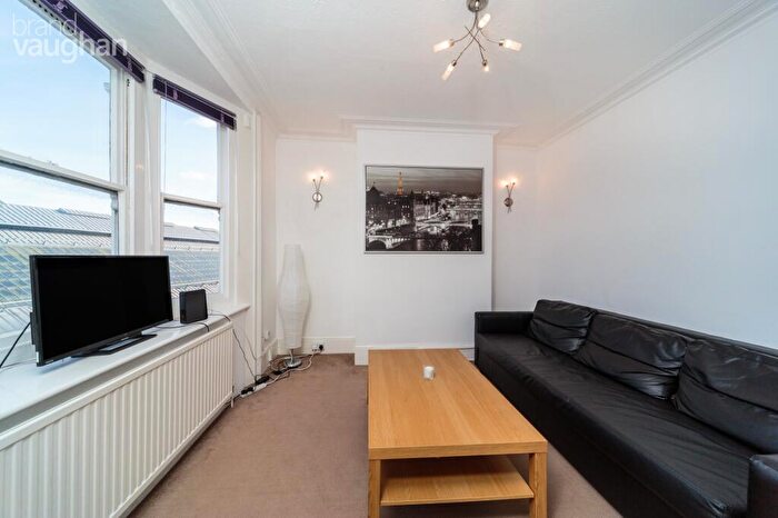 2 Bedroom Maisonette To Rent In Terminus Road, Brighton, BN1