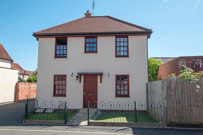 2 Bedroom Maisonette To Rent In Wheelwrights Yard, Great Dunmow, Essex, CM6