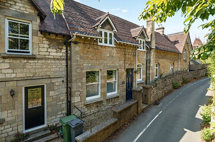 4 Bedroom Terraced House For Sale In Kingscourt Lane, Stroud, Gloucestershire, GL5