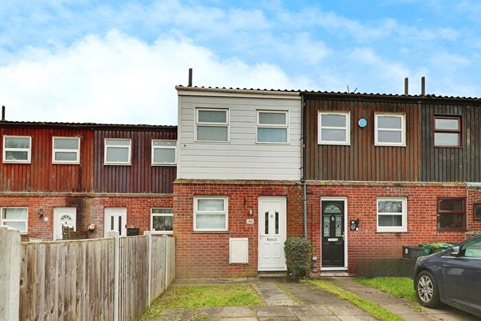 2 Bedroom Semi-Detached House To Rent In Daltons Fen, Basildon, SS13