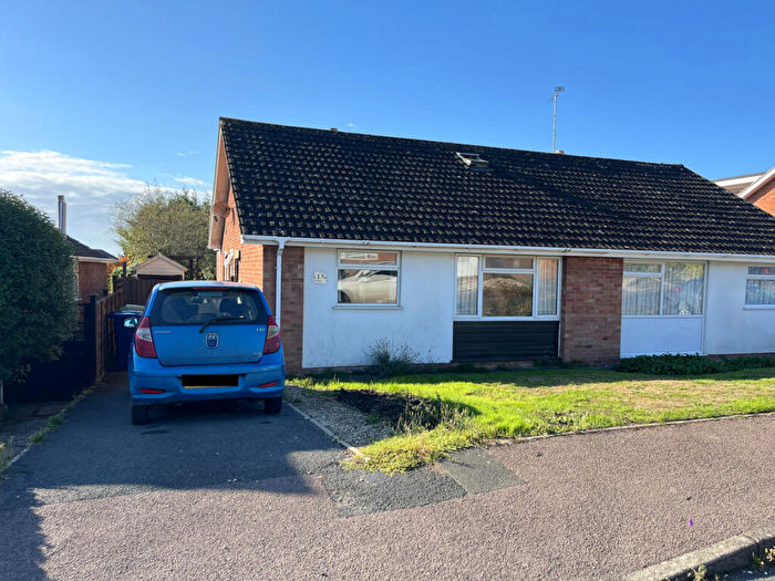 3 Bedroom Semi-Detached Bungalow For Sale In Paxhill Lane, Twyning, Tewkesbury, GL20