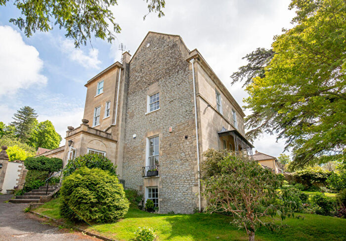 2 Bedroom Apartment To Rent In Weston Road, Bath, BA1