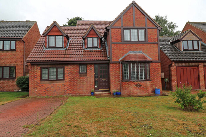 3 Bedroom Detached House For Sale In Westmoreland Close, Westwoodside, DN9