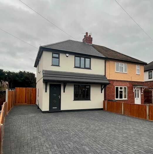 2 Bedroom Property To Rent In Manor Park, Kingswinford, DY6