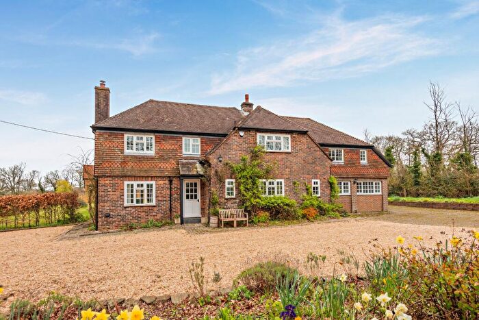 5 Bedroom Detached House For Sale In New Road, Billingshurst, West Sussex, RH14