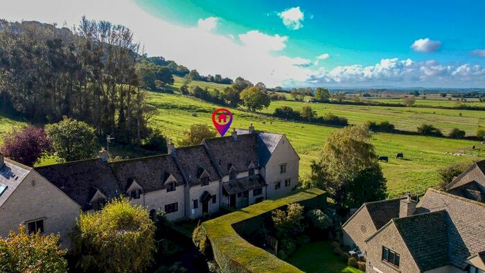 3 Bedroom Property For Sale In Manor Close, Teddington, Tewkesbury, GL20