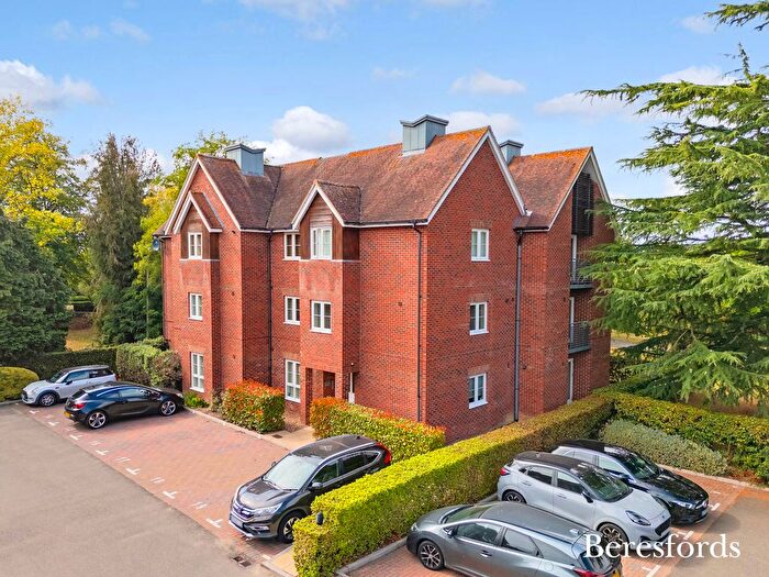 2 Bedroom Flat For Sale In Chantry Court, Felsted, CM6