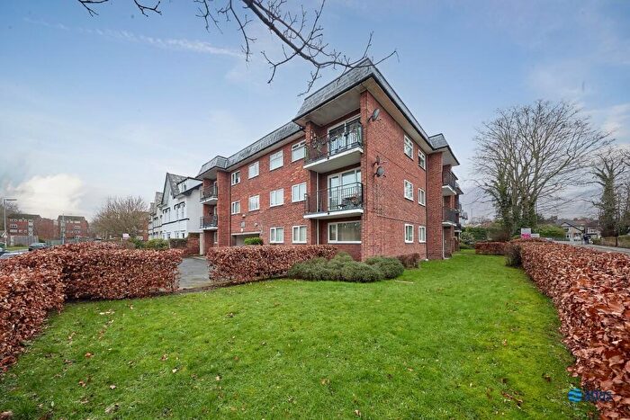 3 Bedroom Flat For Sale In Aigburth Vale, Aigburth, L17