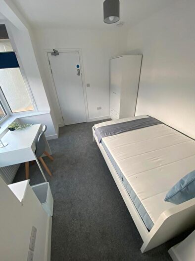 6 Bedroom House To Rent In Fifth Avenue, Bristol, BS7