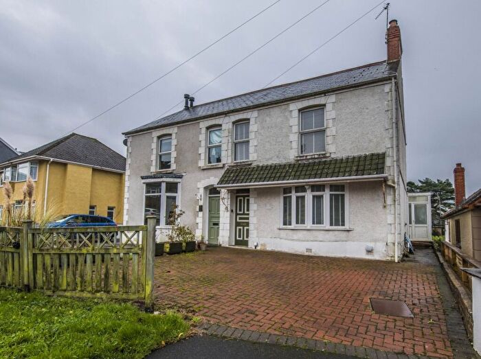 3 Bedroom Semi Detached House For Sale In Hendrefoilan Road, Sketty, Swansea, SA2