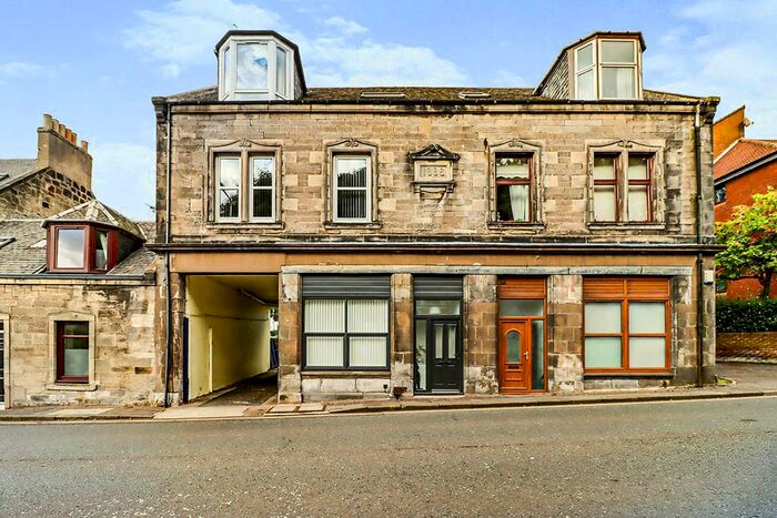 2 Bedroom Flat To Rent In Pittencrieff Street, Dunfermline, Fife, KY12