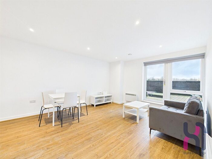 2 Bedroom Flat To Rent In The Plaza, Every Street, Ancoats, Manchester, M4