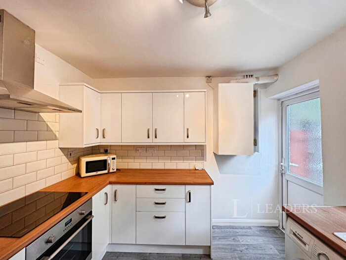 3 Bedroom Terraced House To Rent In Chatwell Grove, Birmingham, B29