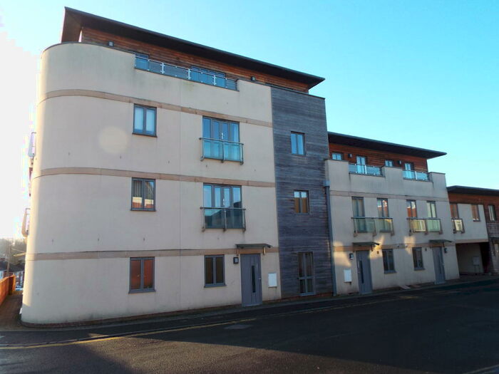 1 Bedroom Flat To Rent In Yeovil, BA20