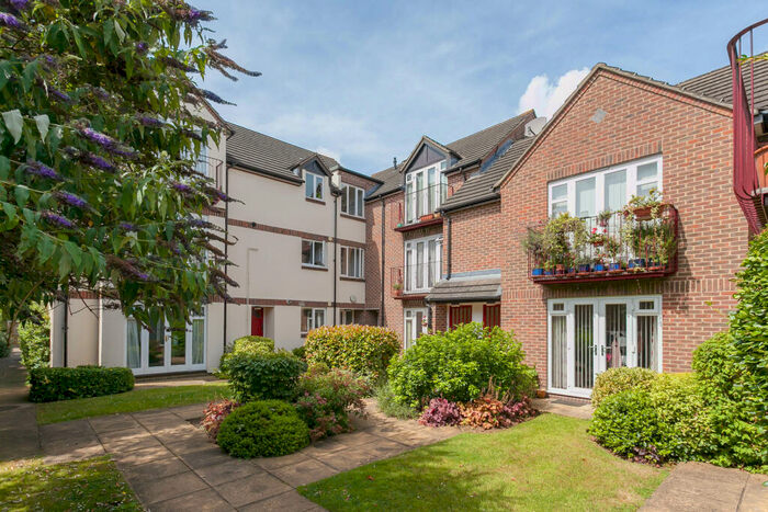 2 Bedroom Apartment To Rent In Sunderland Avenue, North Oxford, OX2