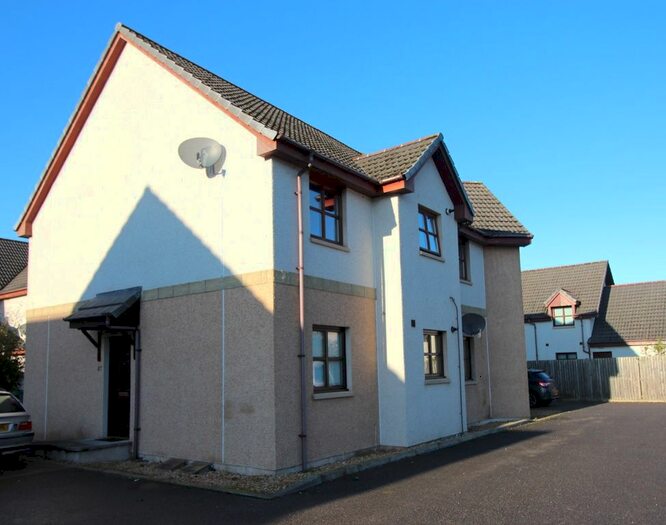 2 Bedroom Flat To Rent In Balnageith Rise, Forres, Morayshire, IV36