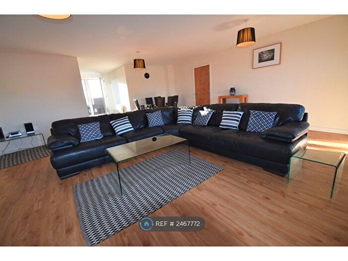 3 Bedroom Flat To Rent In Woolmonger Street, Northampton, NN1