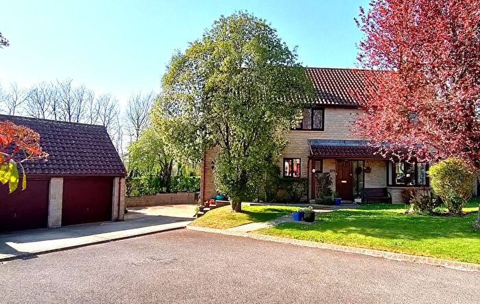 4 Bedroom Detached House For Sale In Combe View, Yatton Keynell, SN14