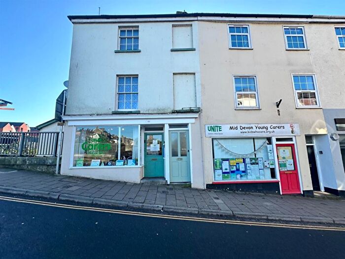 2 Bedroom Flat To Rent In Bridge Street, Tiverton, EX16