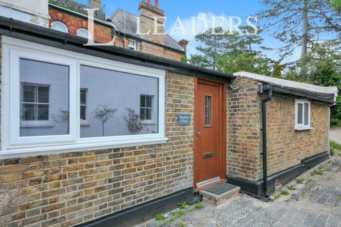 2 Bedroom Cottage To Rent In Kingswood Road, Bromley, BR2