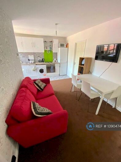 3 Bedroom Flat To Rent In Hartington Road, Brighton, BN2