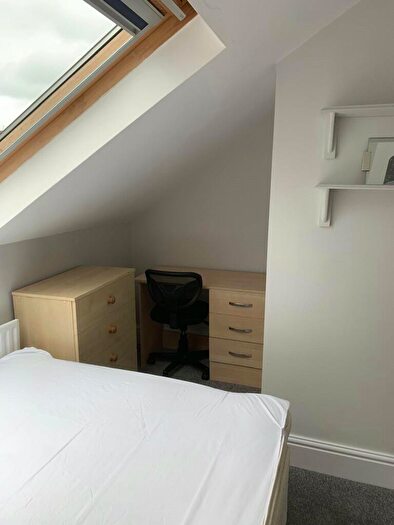 6 Bedroom Maisonette To Rent In Bayswater Road, Newcastle Upon Tyne, Tyne And Wear, NE2