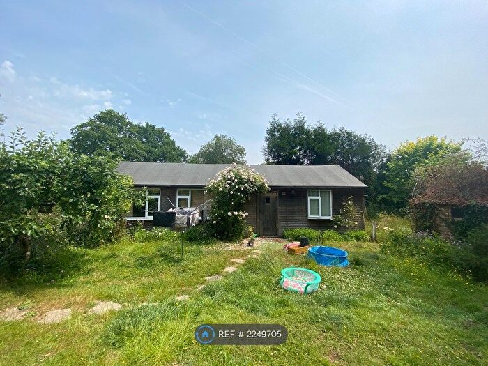 1 Bedroom Detached House To Rent In East Street, Rusper, RH12