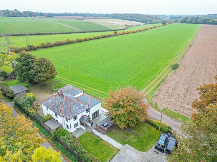 3 Bedroom Semi-Detached House For Sale In Shamrock, Port Hill, Henley On Thames, RG9