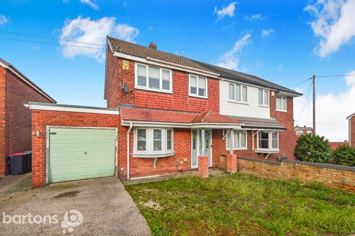 3 Bedroom House For Sale In Manor House Road, Rotherham, S61