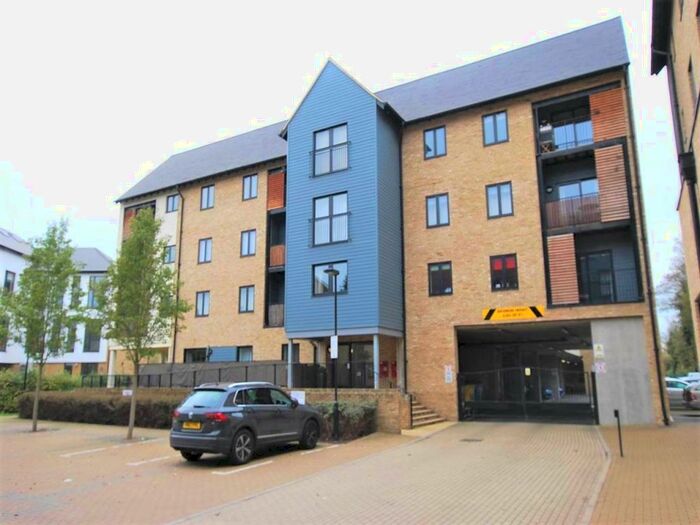 2 Bedroom Flat To Rent In Bexley High Street, Bexley, Kent, DA5