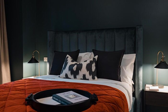 Studio To Rent In New York Square, Leeds, LS2