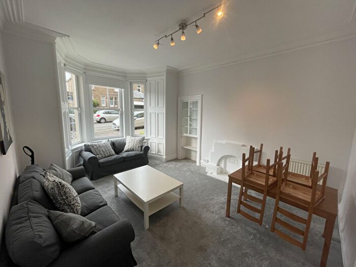 3 Bedroom Flat To Rent In Blackness Road, Dundee, DD2