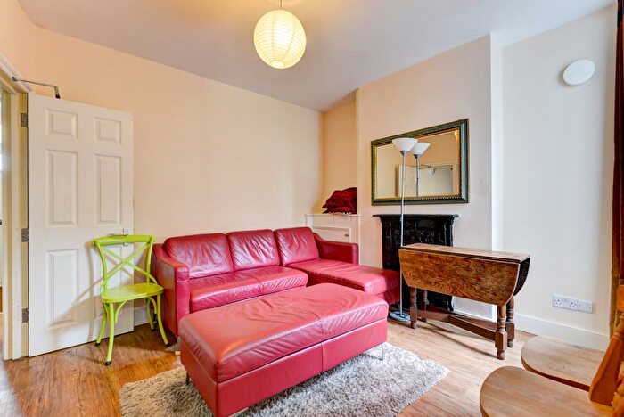 6 Bedroom Semi-Detached House To Rent In Balfour Road, Brighton, BN1