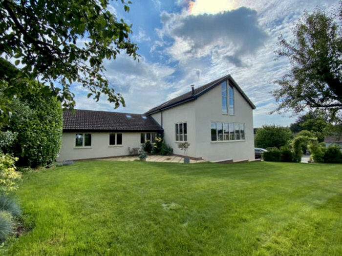 5 Bedroom Detached House To Rent In Ridge Lane, Radcliffe-on-trent, Nottingham, NG12