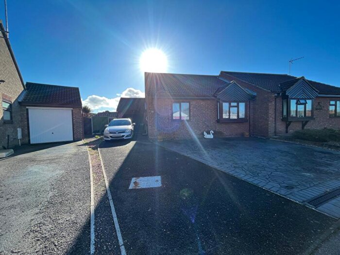 2 Bedroom Bungalow To Rent In Shotley Close, Clacton-on-Sea, CO16