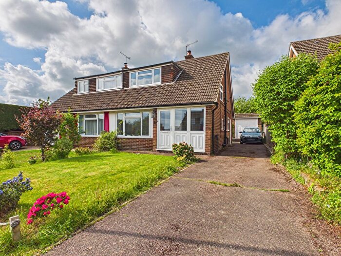 2 Bedroom Semi-Detached House For Sale In Highfield Close, Pembury, TN2